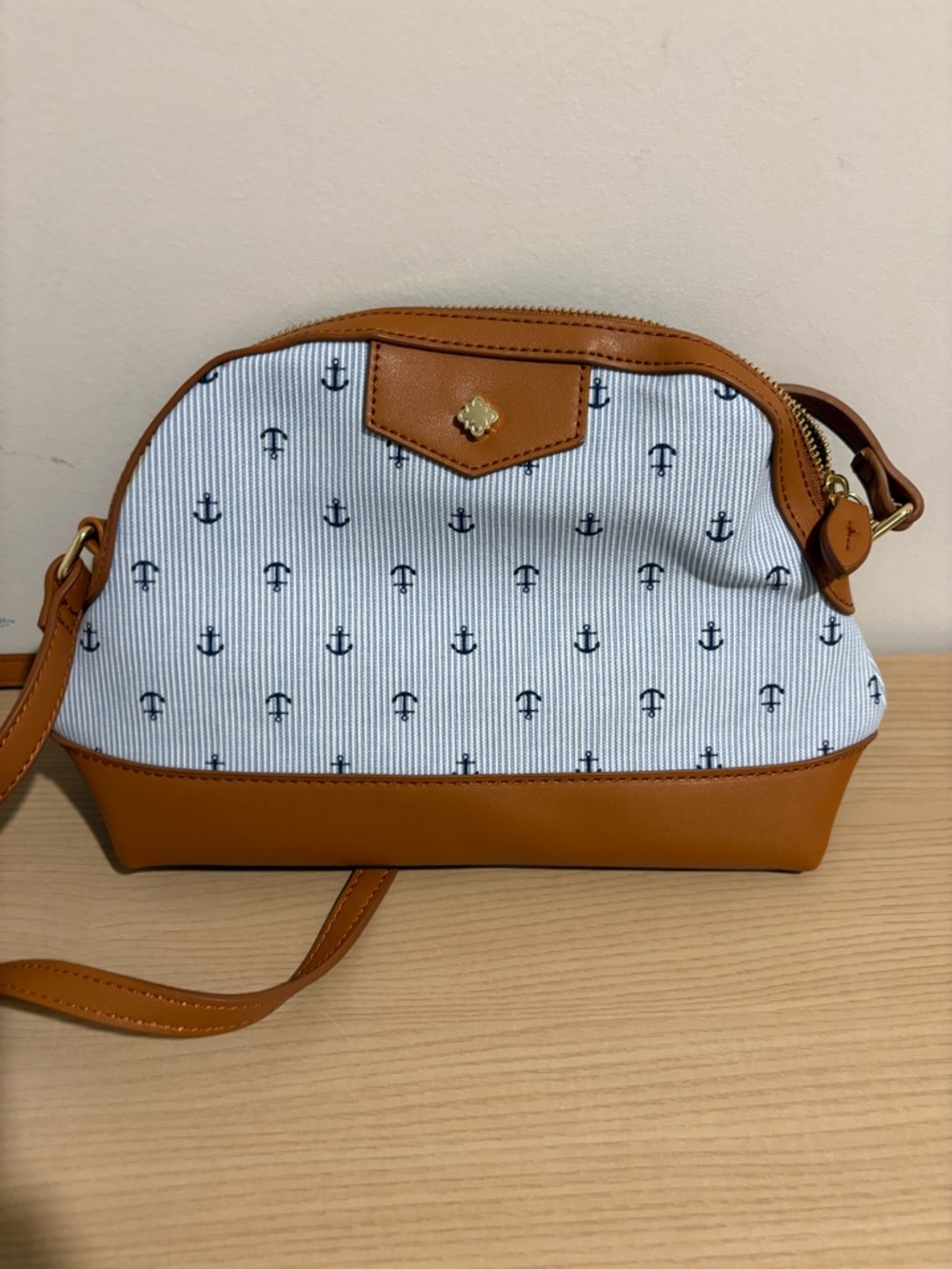 crown & ivy Tan and White Anchor-Print Crossbody Purse